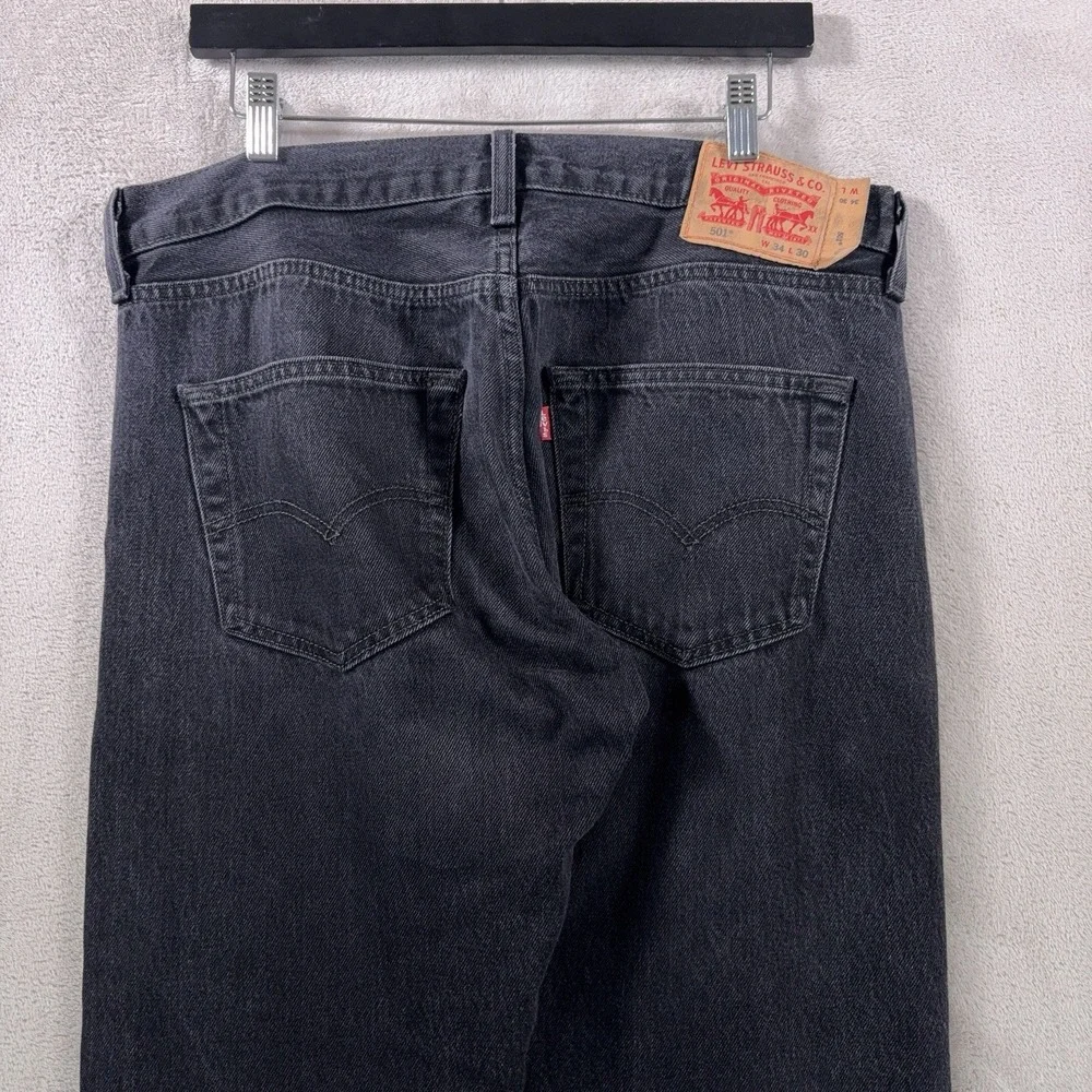 Levi's 501 Jeans Mens 34x28 Black Button Fly Straight Leg Denim Cotton